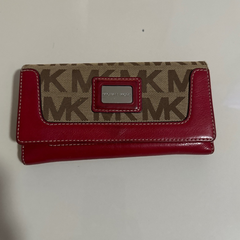 Michael Kors wallet